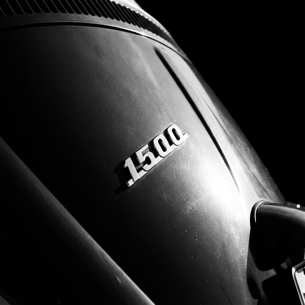 Close-up of a chrome '1500' badge on a Volkswagen